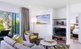 Oaks Cable Beach Resort