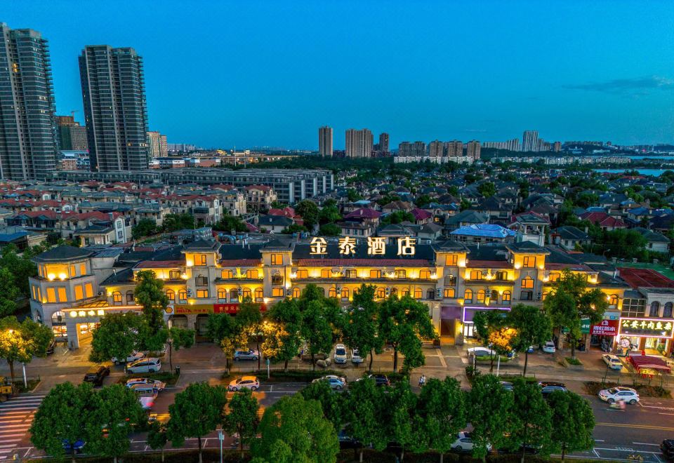 hotel overview picture