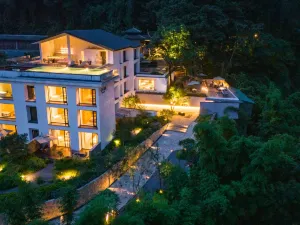 Trip.com Group Country Retreats (Mount Emei Yixi-Qingyin Joint Resort)