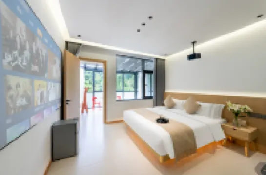 Anji Yunxiadeye - Lakeside Resort Villa Boutique Hotel (Yunshang Prairie - Yunxia Lakeside)