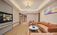 Vienna International Hotel (Zhenjiang Yangzhong) Hotels near Dongyu Temple