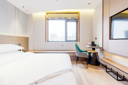 Elong R.YUN Hotel (Fuyang Shifan University Shangsha Shidaiguangchang) Отели рядом с достопримечательностью «Fuyang Vocational and Technical College»