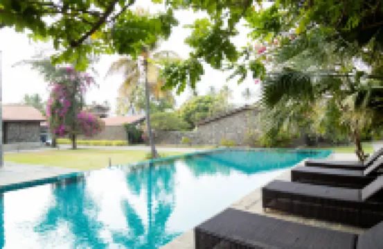 レジェンタ・アリー・ラグーン・ネゴンボ