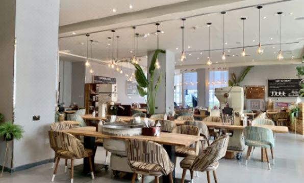 Leva Hotel and Suites, Mazaya Centre