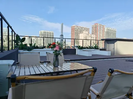 Mancheng Hotel (Taiyuan Qinxian North Street Wangfujing Store) Отели рядом с достопримечательностью «Taiyuan University (Central Campus)»