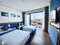 โรงแรมอโลฮานาตรัง - สระว่ายน้ำแบบอินฟินิตี้