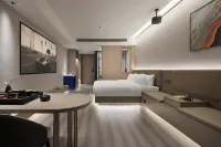 Eshine East Hotel Hotels in Luzhou