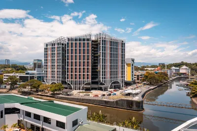 Homesuite' Home at Sutera Bay Отели рядом с достопримечательностью «Башенные часы Аткинсона»
