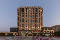 Crystal Orange Hotel Shanghai Pudong New International Expo Center Yanggao South Road Hotels near BAILIAN DONGJIAO SHOPPING MALL