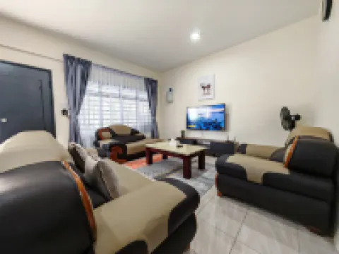 Riverside Lot No.1 Homestay at Kota Kinabalu プタタンのホテル