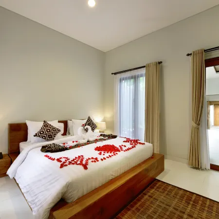 Mahayoga Ubud Private Pool Villa Spa And Resto Отели рядом с достопримечательностью «Храм Сарасвати»