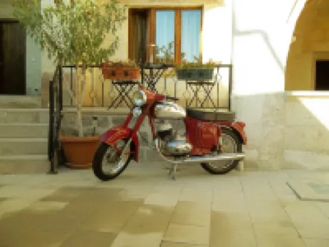 卡拉杜特洞穴酒店