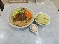 Fuxian Lake Hotel - sarapan