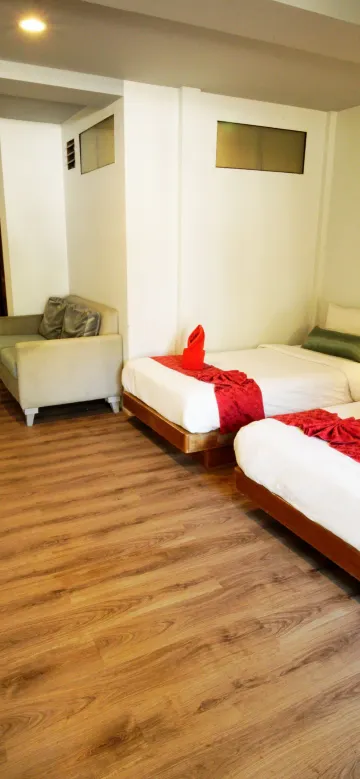  จูเนียร์ แฟมิลี่