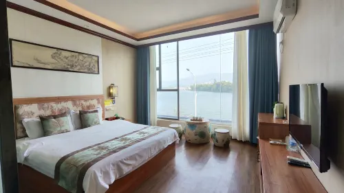 Zhaoping Yunyin Chinese Inn