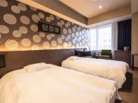 Sansuien Hotel berhampiran Stesen Asakura