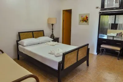Grand Villa Laguna Hotel di Los Banos