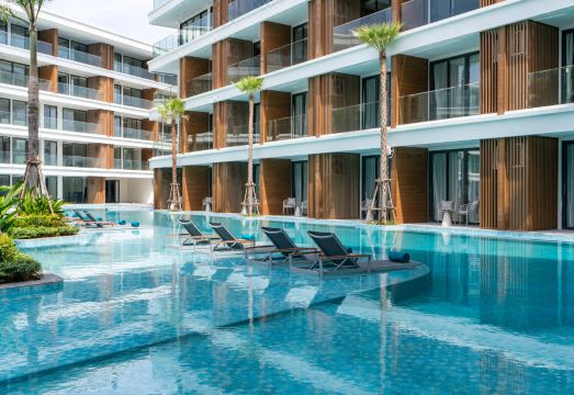 코라 비치 리조트 푸켓