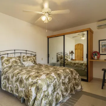 2BD Condo in La Costa Phase 2!