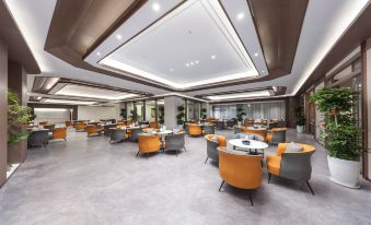 Mingzhi Shangchun Holiday Hotel - Dujiangyan Rongchuang Panda Valley Branch