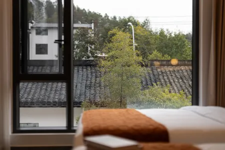 Floral Hotel·Nine House Family Vacation Garden pet Hotel Отели рядом с достопримечательностью «Minsu Fengqing Street»