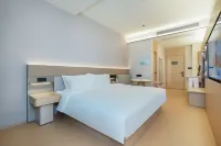 JI Hotel (Zhenjiang Dingmao Wuyue Square)