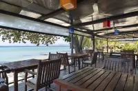 Mali Resort Koh Kradan Hotels in Kantang