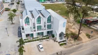 Sea Side at Ao Nang Landmark Night Market Krabi Hotels in Nopparat Thara
