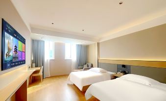Scenic Hotel