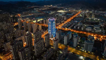 Qingdao Licang Jiahua Hotel Отели рядом с достопримечательностью «Qingdao Hengxing Vocatioanl & Technical College»