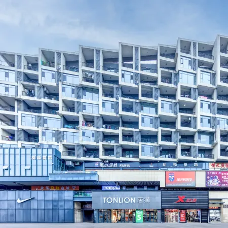 Mountain Bamboo Inn (Linyi Huqiang Commercial Street Store)