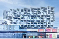 Mountain Bamboo Inn (Linyi Huqiang Commercial Street Store)