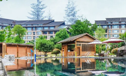 Hotels in Yuquan Bay