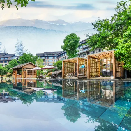 Emei Mountain ROYAL·Yuzquan Bay Hot Spring Hotel