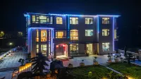 Hangzhou Lin 'an · Dayin and Shanmei Su (Tuankou Hot Spring Water Shangleyuan Branch) Hotels near Tuankou Passenger Transport Terminal