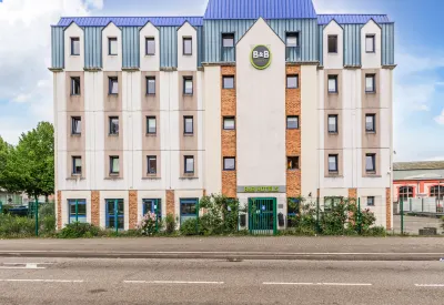 B&B HOTEL Strasbourg Nord Schiltigheim Hôtels à proximité de : Centre de conférences de l'Aar
