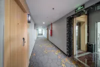 Orange Ke · Hotel (Meizhou Xingning Dongyuegong Bus Station) - Wifi