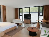 Lujiang Qingxidu B&B (Hefei bathing pool Hot Spring Tourist Resort) Hotels in Lujiang