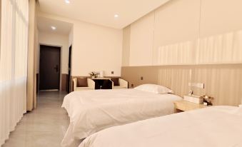 Guanshan Yue Courtyard Homestay