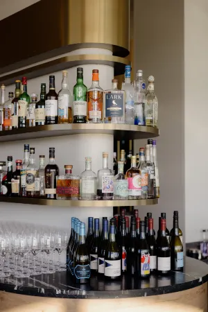 Crowne Plaza Adelaide Mawson Lakes Отели рядом с достопримечательностью «Элдер Парк Ротунда»