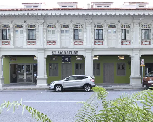 ST Signature Jalan Besar, DAYUSE, 5 Hours, 10AM-3PM Hotels near Tekka Place