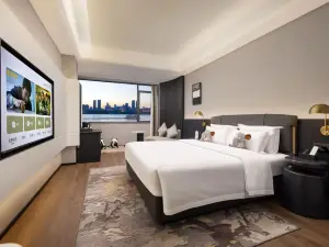 QI hotel