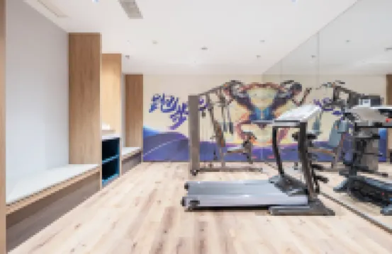 藝龍萬國酒店（濟南火車站北廣場K88名泉廣場店）