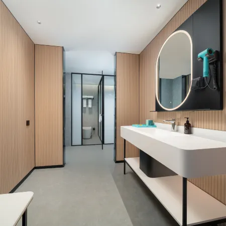 City Comfort Inn Hotel (Beihai Hepu High-Speed Railway Station)