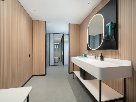 City Comfort Inn Hotel (Beihai Hepu High-Speed Railway Station)