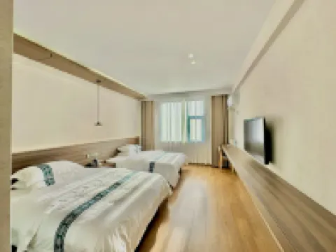 Jiuzhaigou Qudan Yashe Homestay (Huamei Shengdi Store) Hotels near Zhongcha Ditch