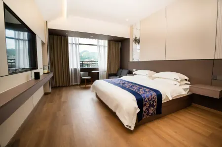 Libo Xiangnanju | SOUTHBIZ · SMARTROOM Art Light Luxury Hotel (Libo Ancient Town)