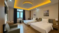 ELLMAN Boutique Hotel Hotels in Thuận An