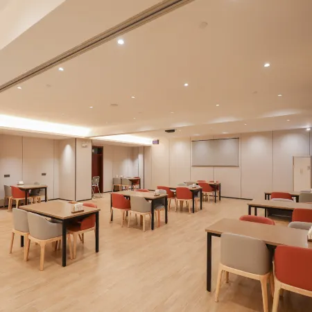 Qingmu Shang Hotel (Hanshan Huayang West Road Guoben Market)