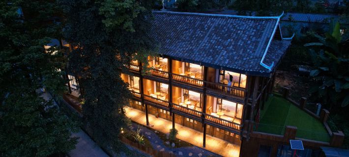 Qixipu Yuwuju Homestay (Jiabang Titian) Hotel di Congjiang